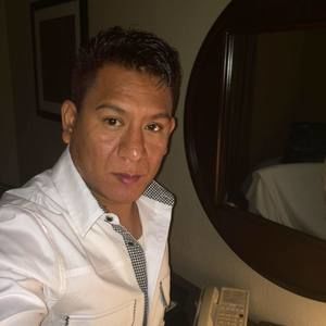 Meet your Posher, Efren